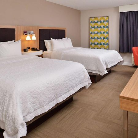 Hampton Inn Greensboro East / Mcleansville Екстер'єр фото