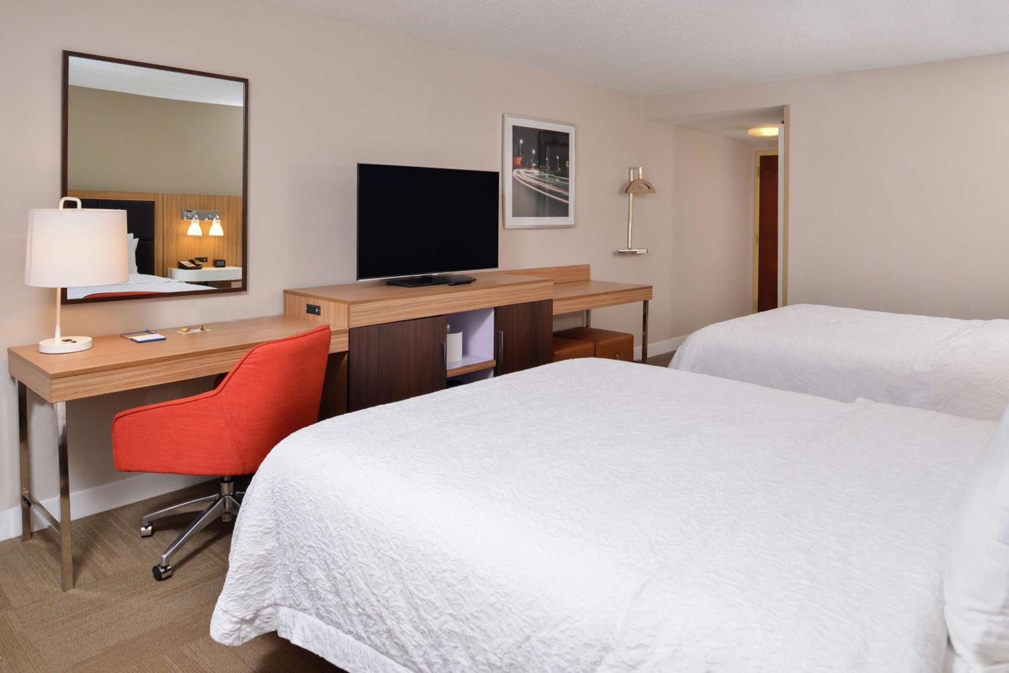 Hampton Inn Greensboro East / Mcleansville Екстер'єр фото